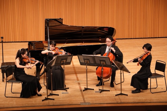 金田潮兒／蜷川紘子／高橋和歌／春木英恵／苅田鉄平